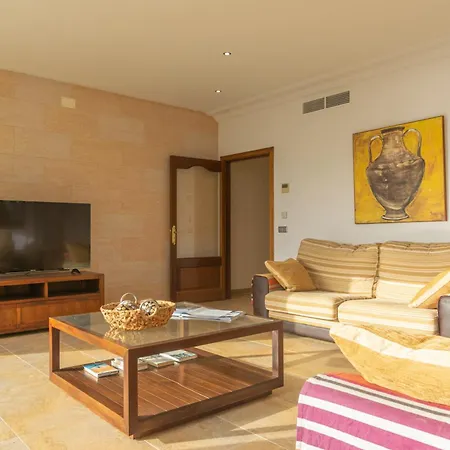 Mir Sa Des Pages Villa